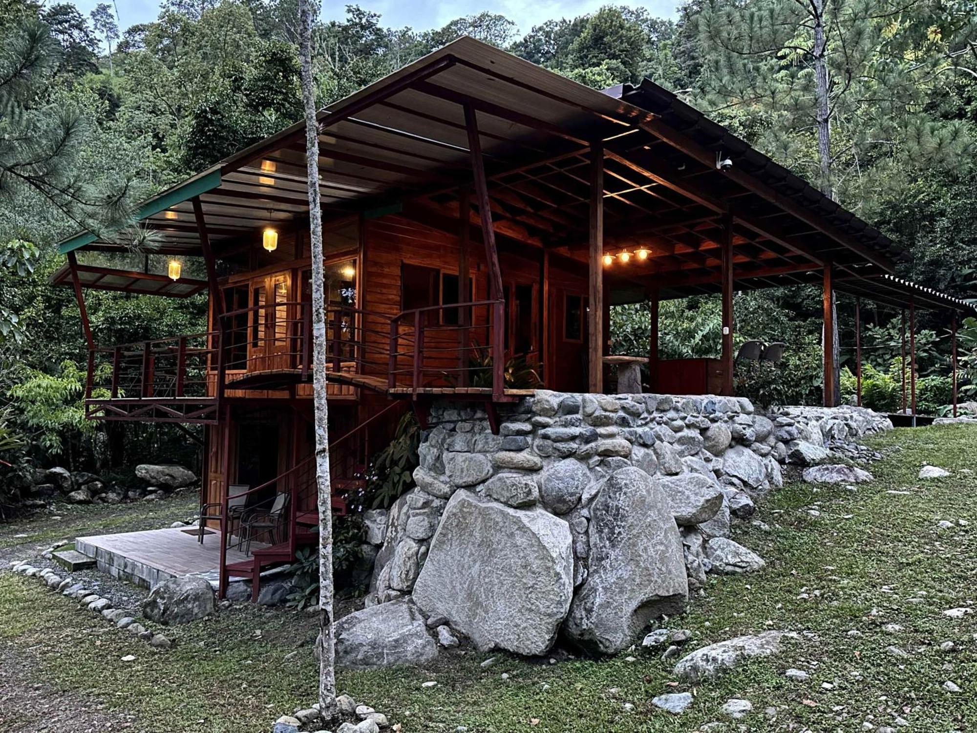 Hotel De Montana El Pelicano San Isidro De El General Экстерьер фото