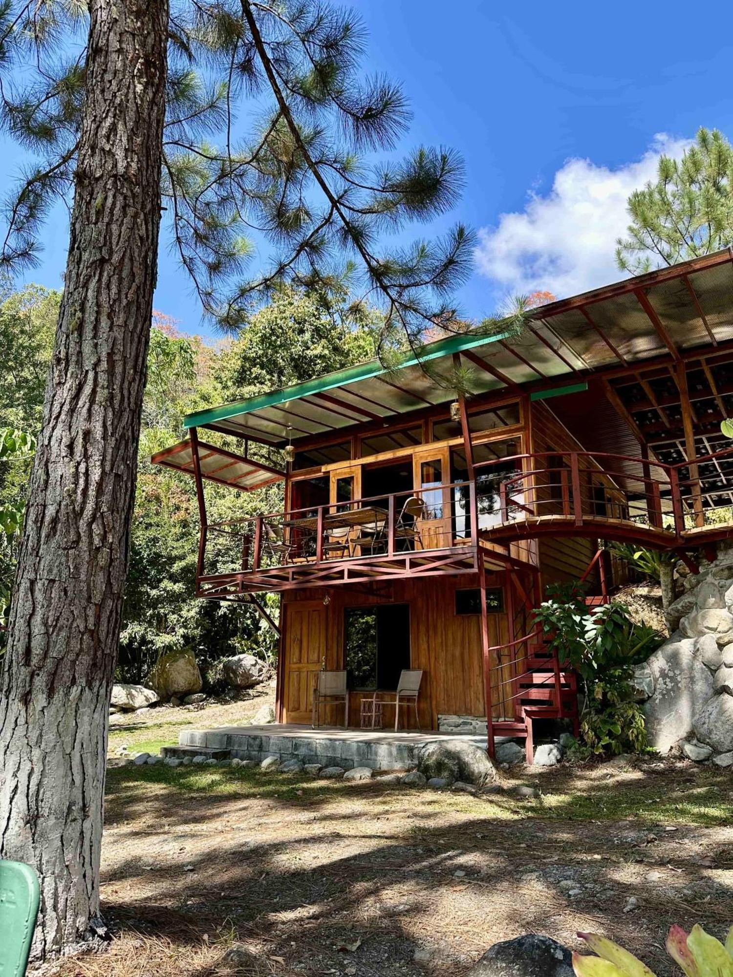 Hotel De Montana El Pelicano San Isidro De El General Экстерьер фото