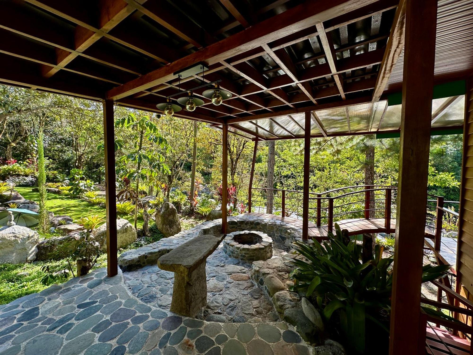 Hotel De Montana El Pelicano San Isidro De El General Экстерьер фото